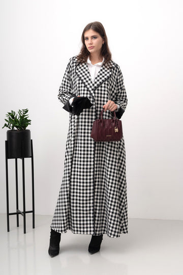 White X Black Abaya